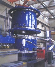 �������¹�״̬���о�