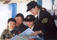 �������